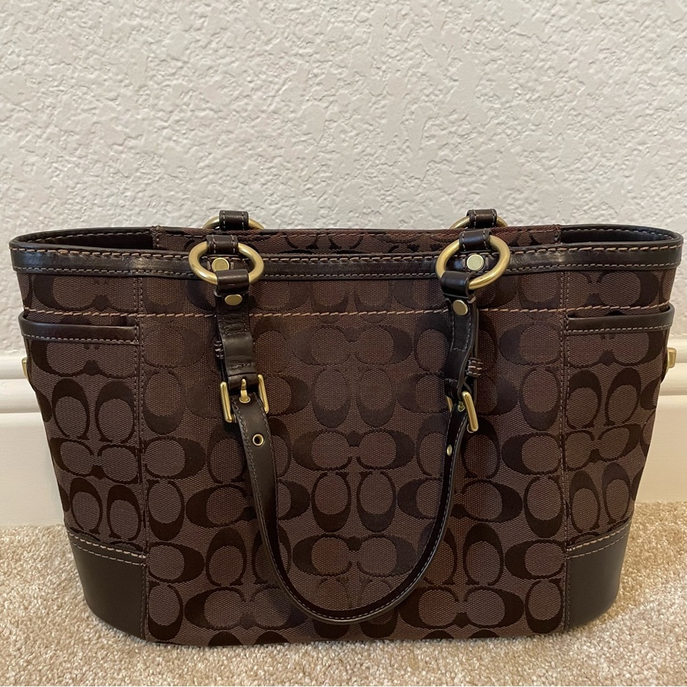 Coach Brown/Chesnut Signature Tote